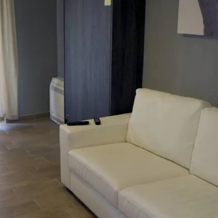 In With One-bedroom 6 Apartament *