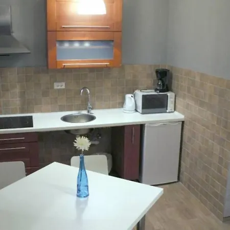 In With One-bedroom 6 פורץ